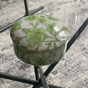 Tiffany & Co. round dish Clinique